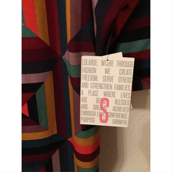 LuLaRoe Irma shirt NWT - Picture 4 of 5